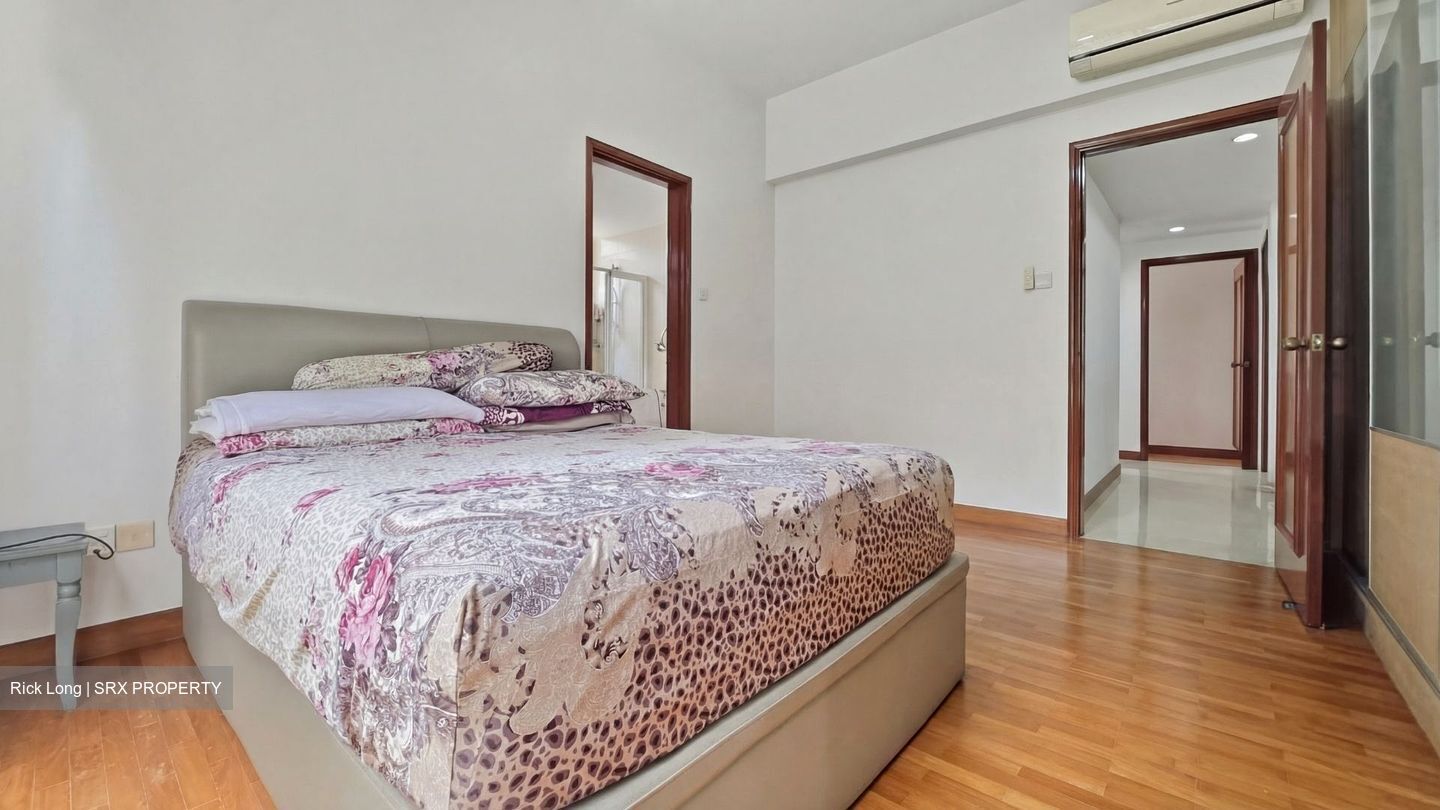 Seletaris (D27), Condominium #528805281